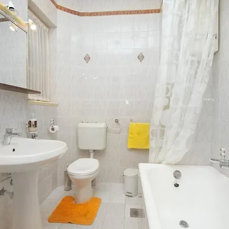 Appartement With Wifi - 8630