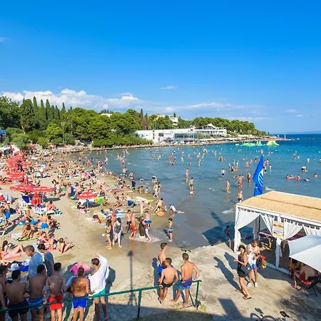 With Wifi - 8630 * Split