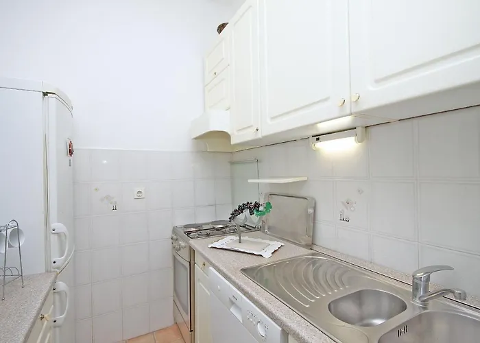 With Wifi - 8630 Split